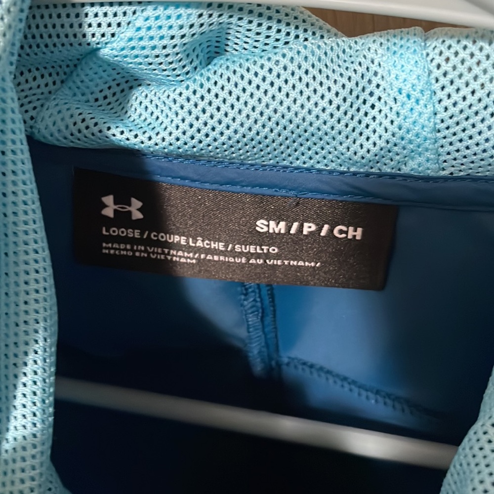 Under armor - Picture 2 of 2